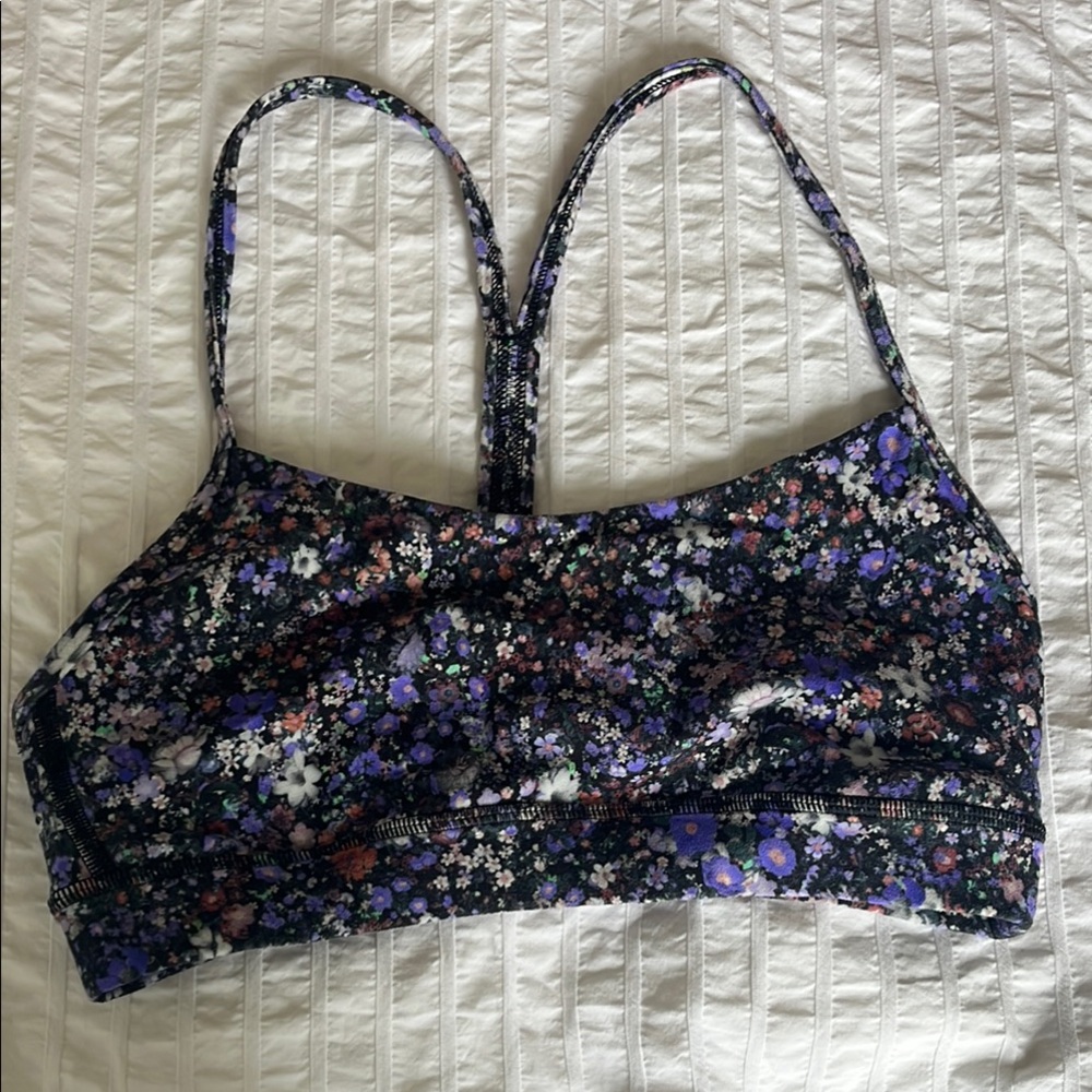 Lululemon Y Flow Bra size 4